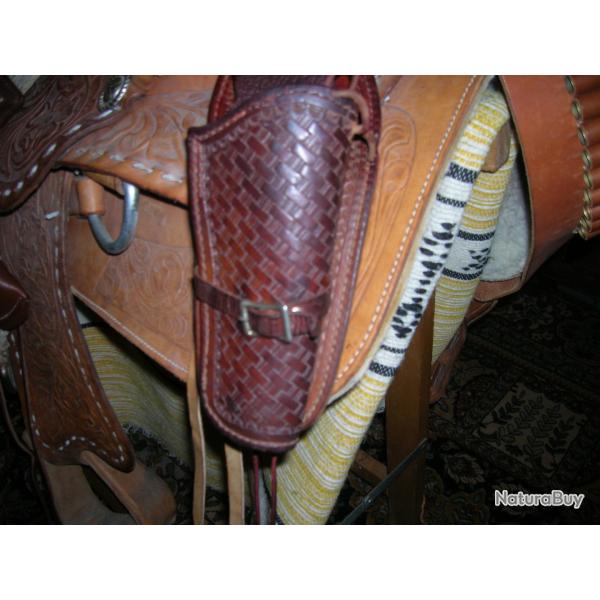 Ceinture avec 25 alvoles plus le holster type western