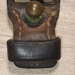 Boucle de maintien en cuir origine yougoslave pour Mauser