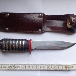 Couteau de combat ou de collection