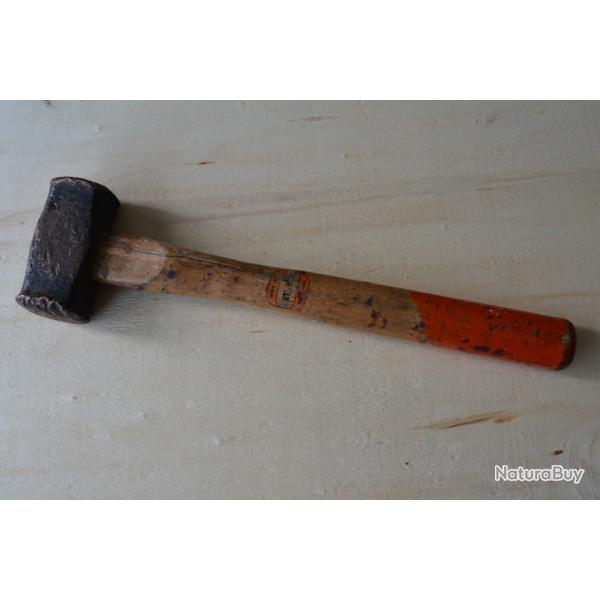 Marteau en cuivre avec manche