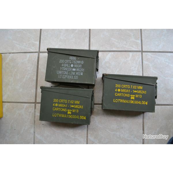 Lot de 3 caisses US