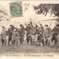 CPA - La Vie Militaire - 10 . En Campagne . - La Charge -N°1721