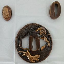 Tsuba John LEE modèle Tigre avec Fuchi et Kashira