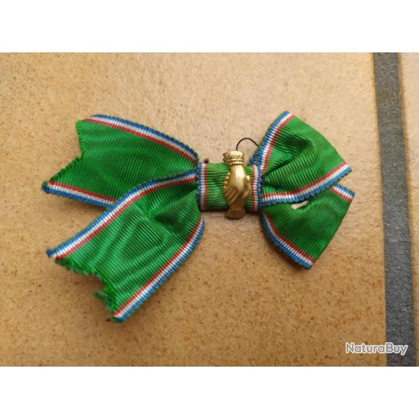 RUBAN DECORATION  BOUTONNIERE ANCIENS COMBATTANT SOCIETE MUTUELLE  A IDENTIFIEE