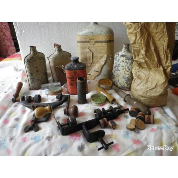 Ancien   serttisseur  ancien flacon de poudre anciens matriels chasse