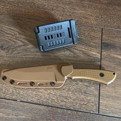 POIGNARD CRKT "RAMADI" LAME 11CM ACIER CARBONE MANCHE G10 MARRON +ETUI POLYESTER MARRON NEUF