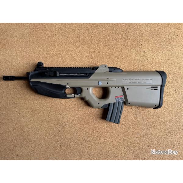 Rplique d'airsoft fusil d'assaut FN F2000 G&G AEG