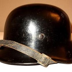 CASQUE ALLEMAND de POLIZEI de la SECONDE GUERRE .100% authentique.