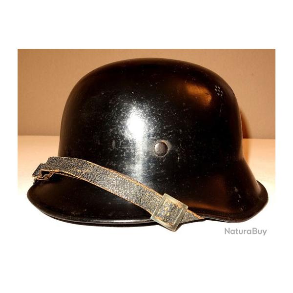 CASQUE ALLEMAND de POLIZEI de la SECONDE GUERRE .100% authentique.
