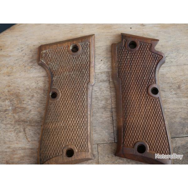 Paire de plaquettes en bois de MAB P15 F1 aussi appel PAP F1
