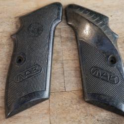 Paire de plaquettes  de MAB F en 22 Lr