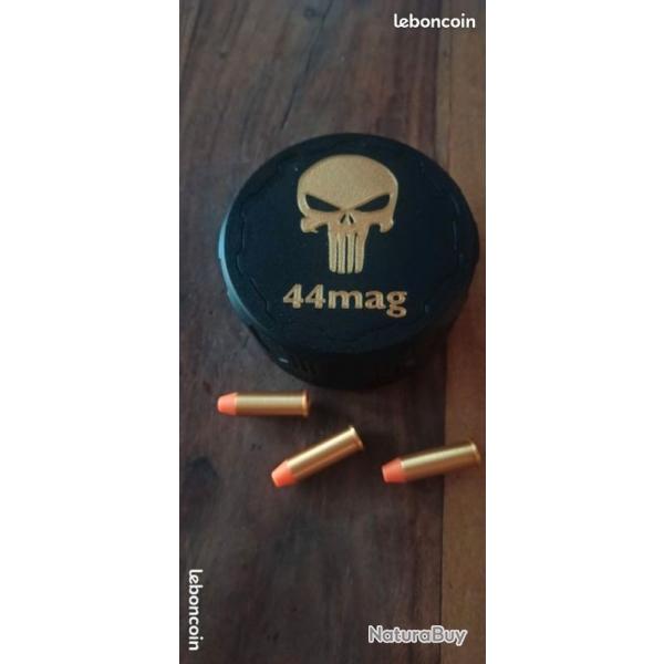 Boite  munitions 44 Magnum noire et dore Punisher. Tir sportif, Taurus Ruger S&W Colt Hunter