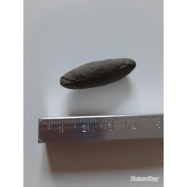 Balle ou projectile de fronde Haute poque- Moyen-ge, en terre cuite. Superbe.