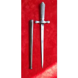 Rare Poignard PRIME manufacture Saint Etienne, poignard de tranchée WW1