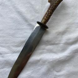 Couteau /dague de chasse manche bois de chevreuil