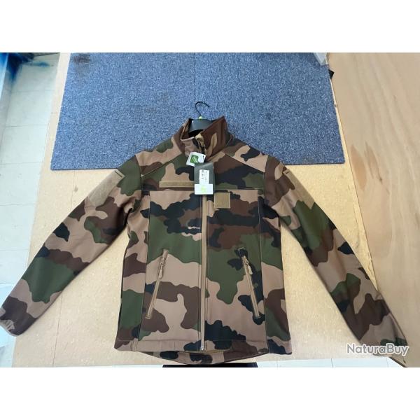 Enchre 1 Veste A10 equipment  S