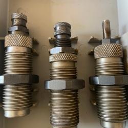 Jeu d'outils RCBS - 45 ACP - Shell holder RCBS - Sertisseur Lee Factory Crimp Dies