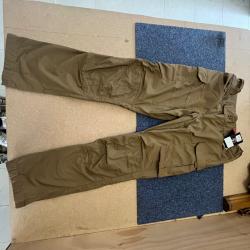 Enchère 1 Pantalon A10 equipment taille 42 long