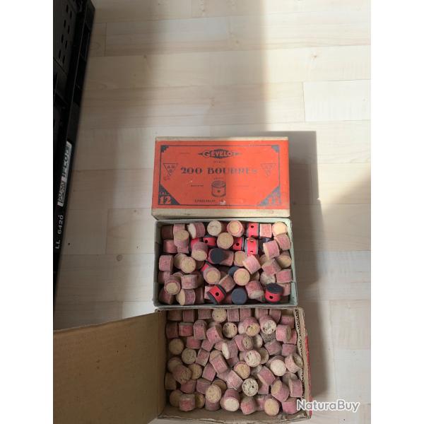 2 boites de bourres calibre 12 marque gevelot
