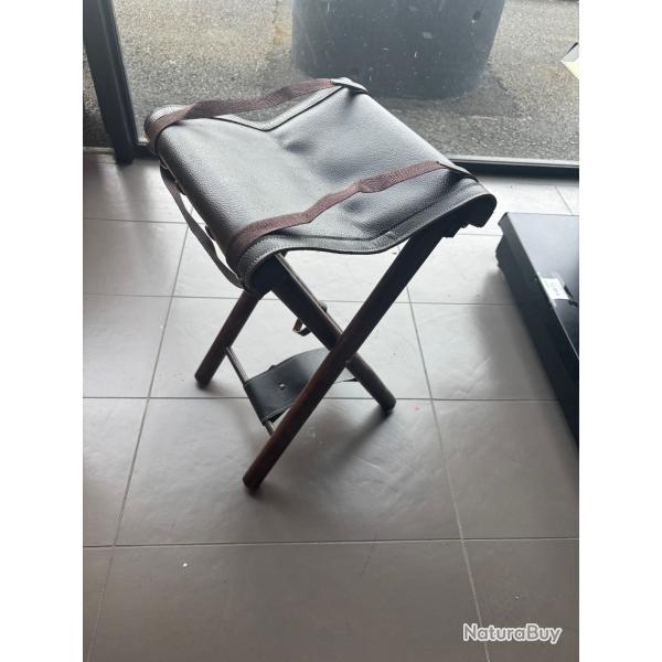 siege de poste pliable bois / cuir leger , dstockage chasse enchre