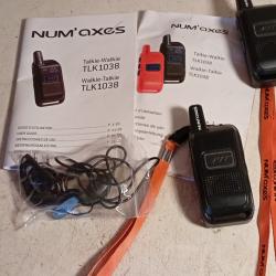 A vendre deux talkie walkie très peu servi