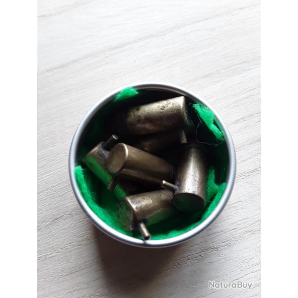 Bote de six cartouches anciennes calibre 7 mm  broche. Bon tat.