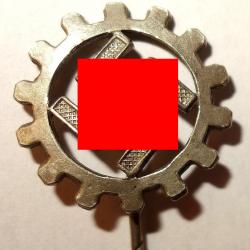 INSIGNE ALLEMAND de l'ORGANISATION « DAF » du IIIème REICH.