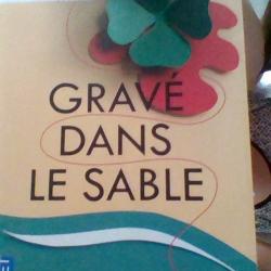 Gravé dans le sable par Michel Bussi - Pocket -