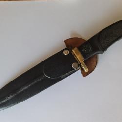 SMITH et WESSON. couteau d'occasion.