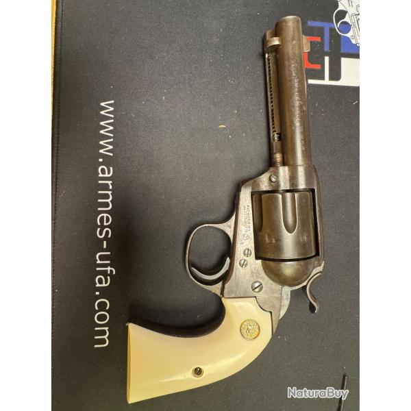 Plaquettes pour colt bisley  ivoirine / mdaillon colt