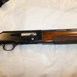 fusil semi auto BERETTA  A304 cal 12/70