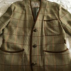 TRES BELLE VESTE HAUT DE GAMME JUMFIL D'APRES CHASSE ET SON GILET. PARFAIT ETAT TRES PEU SERVI ..