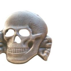 Tête de mort Allemande ( reproduction)