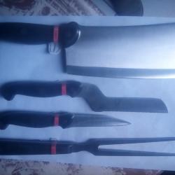 Couteaux de cuisine et accessoire