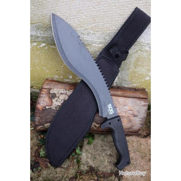 Machette SOG Sogfari Kukri Lame Acier 3Cr13 Manche ABS Scie Sur le Haut Etui Nylon 001