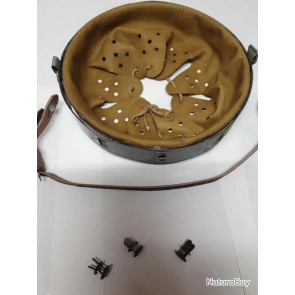 Lot Intrieur de casque Allemand WW2,taille 62+1 jugulaire date 1942+ 3 rivets,en repro A25.1