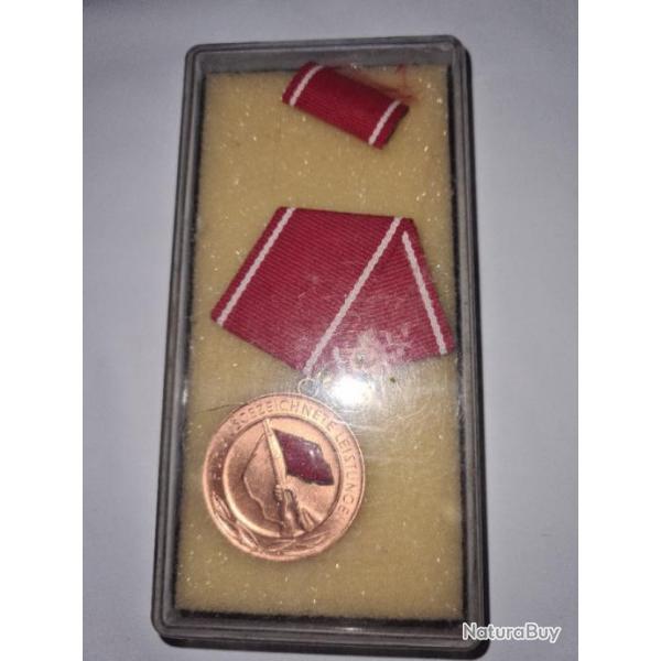 Mdaille DDR originale   A25