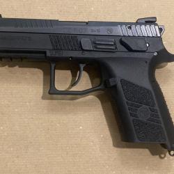 pistolet CZ P-07 calibre 9 para  dernière pièce !!!