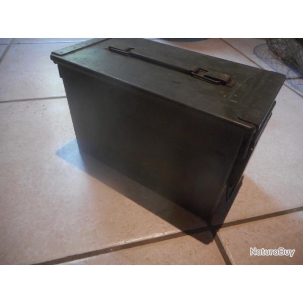 ancienne caisse mtal  munitions N1