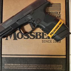 Pistolet Mossberg MC2c Striker Noir cal.9x19 Enchere a 1 euro