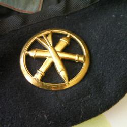 Béret artillerie et insigne