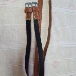 Paire de sangles de PAQUETAGE EN CUIR  Allemande WW2 en reproduction   A25