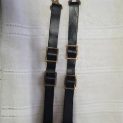 Lot de 2 Jugulaires laiton de casque Allemand a pointe en reproduction    A25