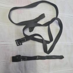 Bretelle pour masque à gaz , la grande + la petite en reproduction A25