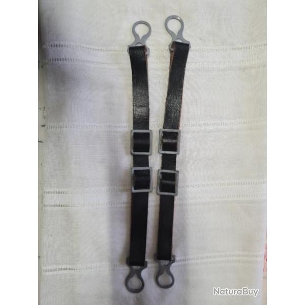 Lot de 2 Jugulaires FER de casque Allemand a pointe WW1  en reproduction   A25.1