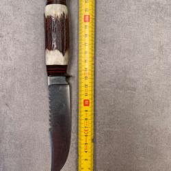 Petit solingen dentelé