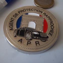 Agent de protection rapprochée...médaille neuve  !! APR