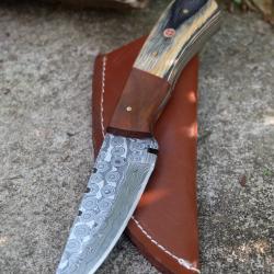 Couteau Skinner Damas Lame Upswept Acier 256 Couches Manche 2 Bois Etui Cuir Fabr Artisanale