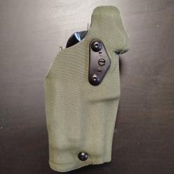 Holster Safariland droitier pour Glock 17 avec emplacement optique et lampe X300, TLR1 streamlight..