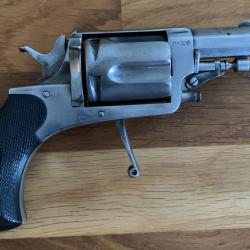Revolver 8.92